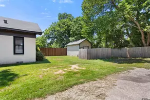 307 W South St, Lindale, TX 75771 - Photo 20