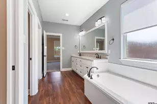 105 Nathan Rd, Chandler, TX 75758 - Photo 18