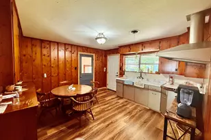 717 Dallas St, Jacksonville, TX 75766 - Photo 6