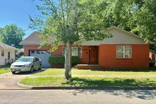 717 Dallas St, Jacksonville, TX 75766 - Photo 18