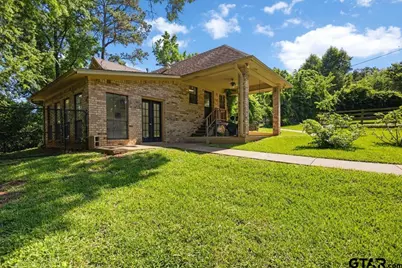 555 Lakeshore Dr., Palestine, TX 75801 - Photo 42