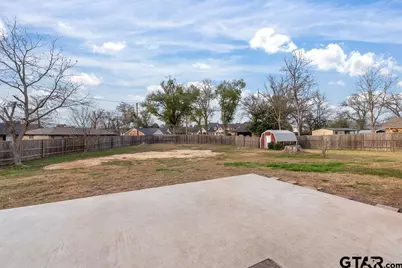 811 Trenton, Tyler, TX 75703 - Photo 36
