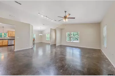 22253 County Road 422, Lindale, TX 75771 - Photo 8