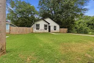 212 Lenox St, Pittsburg, TX 75686 - Photo 2