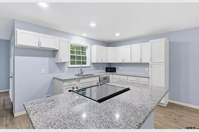 212 Lenox St, Pittsburg, TX 75686 - Photo 14