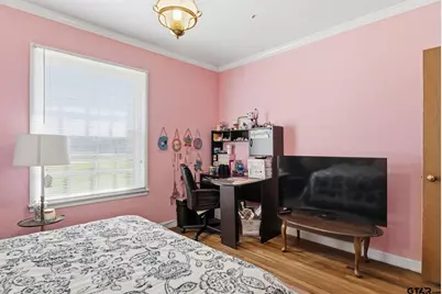 729 W Broad St, Oakwood, TX 75855 - Photo 12