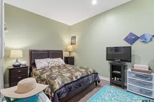 729 W Broad St, Oakwood, TX 75855 - Photo 18
