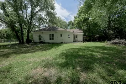 409 S Boyd St, Lindale, TX 75771 - Photo 6