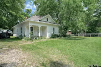 409 S Boyd St, Lindale, TX 75771 - Photo 2
