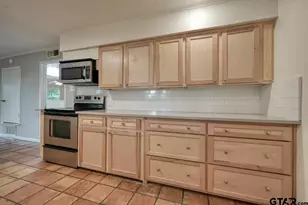 216 Pinewood Ln, Hideaway, TX 75771 - Photo 8