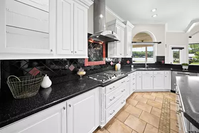17110 Island Cove, Arp, TX 75750 - Photo 18