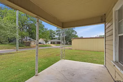 405 Rusk St, Pittsburg, TX 75686 - Photo 8