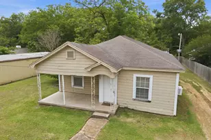 405 Rusk St, Pittsburg, TX 75686 - Photo 24