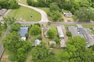 405 Rusk St, Pittsburg, TX 75686 - Photo 30