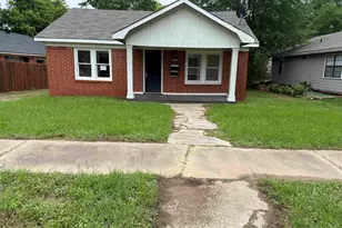 617 N Trinity St, Gilmer, TX 75644 - Photo 1