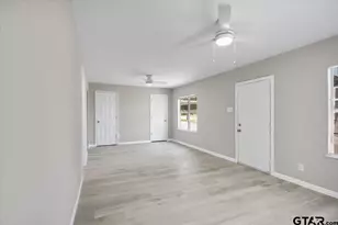 249-253 N Pecan St, Van, TX 75790 - Photo 4