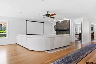 224 La Jolla, Athens, TX 75751 - Photo 6