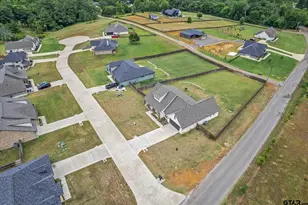 16306 Rainier, Lindale, TX 75771 - Photo 4