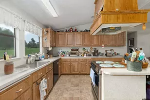 3444 Fm 2339, Ben Wheeler, TX 75754 - Photo 10