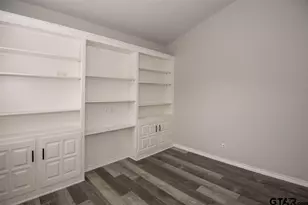 5821 Hollytree Dr, Tyler, TX 75703 - Photo 20