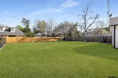 1208 Pine St, Kilgore, TX 75662 - Photo 30