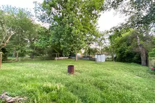 118 Hickory, Pittsburg, TX 75686 - Photo 10