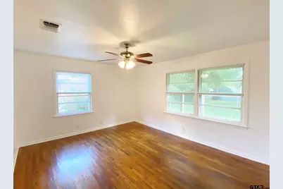 118 Hickory, Pittsburg, TX 75686 - Photo 8