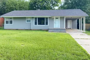 118 Hickory, Pittsburg, TX 75686 - Photo 1