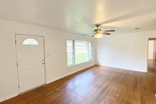 118 Hickory, Pittsburg, TX 75686 - Photo 2