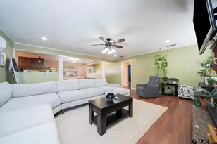 110 Cheryl St, Longview, TX 75604 - Photo 4