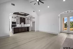 17077 Woodcrest Cir, Lindale, TX 75771 - Photo 10