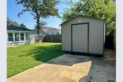 305 E Lake St, Tyler, TX 75701 - Photo 22