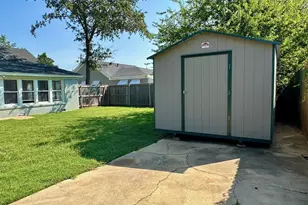 305 E Lake St, Tyler, TX 75701 - Photo 22