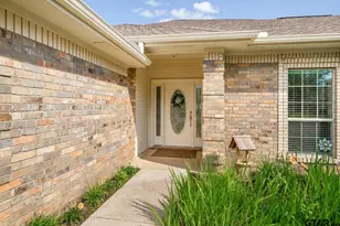 112 Amanda, Whitehouse, TX 75791 - Photo 2