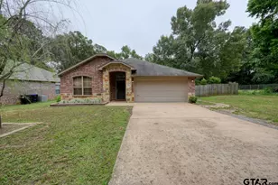 1306 Swinging Bridge Rd, Longview, TX 75604 - Photo 2