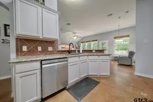 1306 Swinging Bridge Rd, Longview, TX 75604 - Photo 14