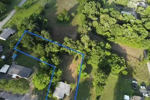617 Wells St, Mineola, TX 75773 - Photo 1