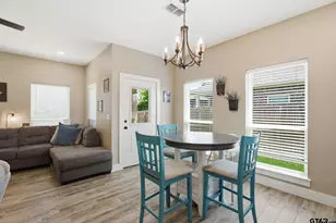 17018 Crossing Cir, Lindale, TX 75771 - Photo 8