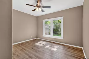 101 E College St, Big Sandy, TX 75755 - Photo 26
