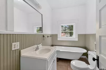 101 E College St., Big Sandy, TX 75755 - Photo 24