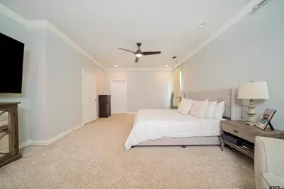 219 Hunters Cir, Longview, TX 75605 - Photo 16
