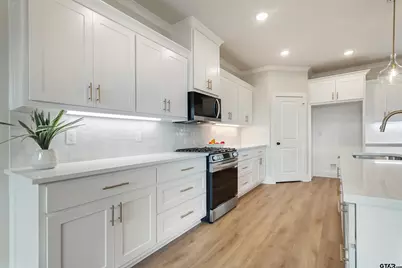 7123 Alexander, Tyler, TX 75707 - Photo 10