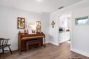 717 Meadow Creek Dr, Tyler, TX 75703 - Photo 12