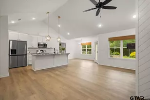 111 Lainey Ln, Mineola, TX 75773 - Photo 6