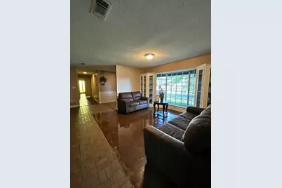 410 E 4th Street, Mount Pleasant, TX 75455 - Photo 6