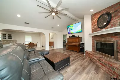 1001 Jamerison, White Oak, TX 75693 - Photo 8