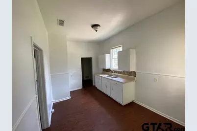 306 S Fenton Ave, Tyler, TX 75702 - Photo 4