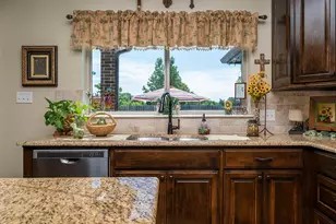 705 Reno, Chandler, TX 75758 - Photo 10