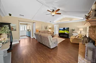 809 W Rieck, Tyler, TX 75703 - Photo 10
