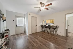607 E Woodhaven St, White Oak, TX 75693 - Photo 16